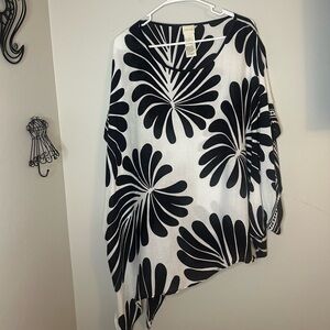Chico's Monochrome Floral Asymmetrical Blouse